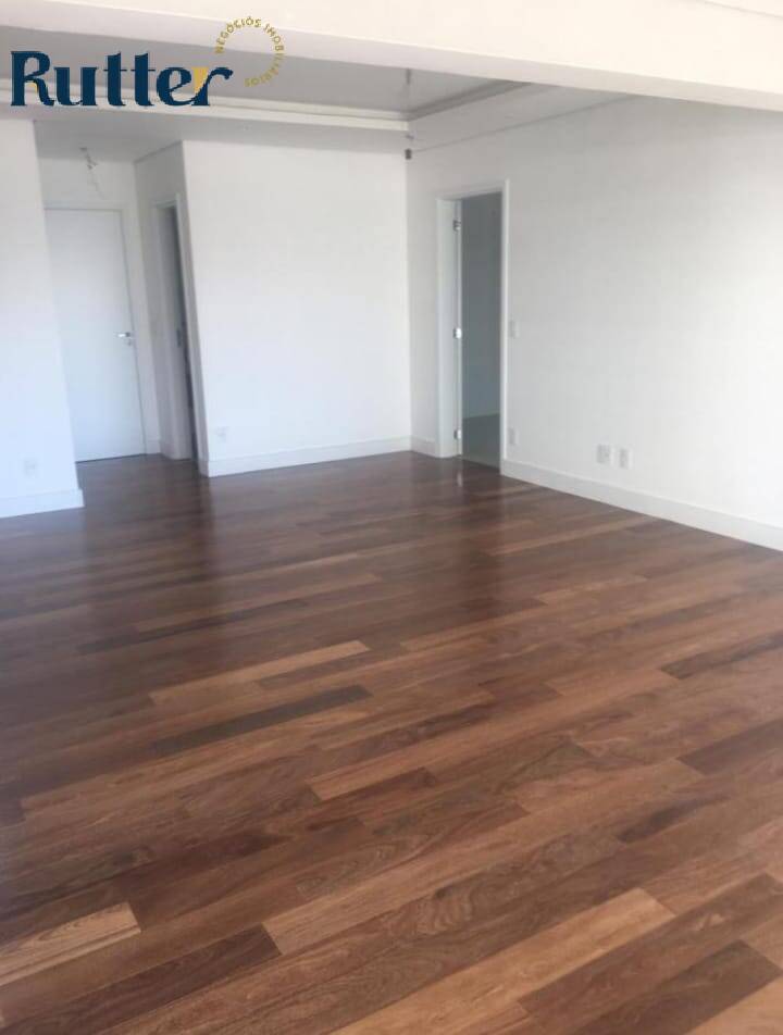 Apartamento à venda com 3 quartos, 130m² - Foto 13