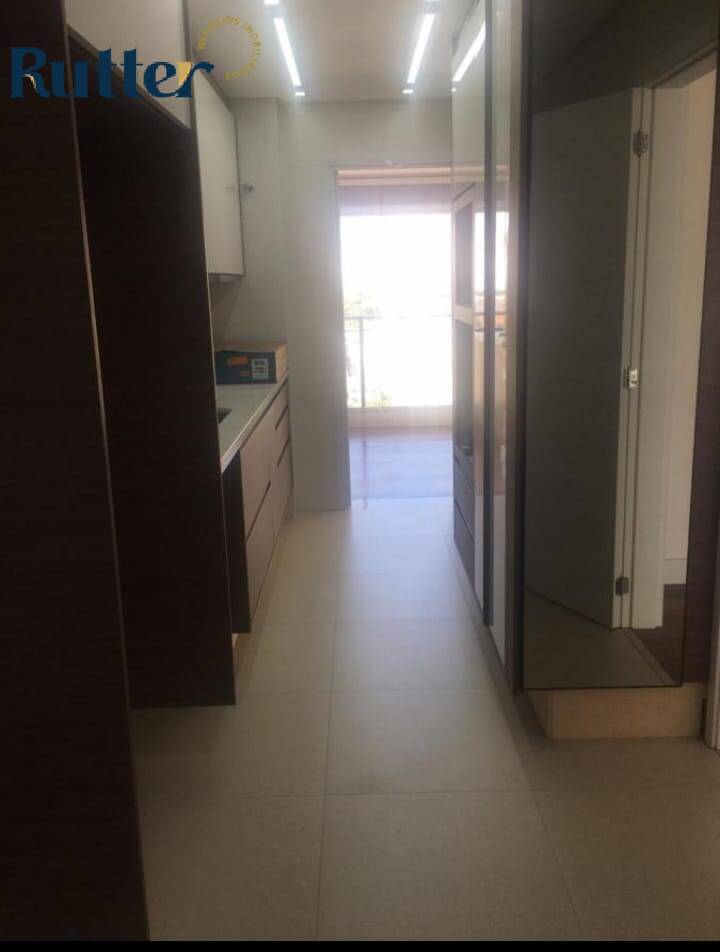 Apartamento à venda com 3 quartos, 130m² - Foto 28