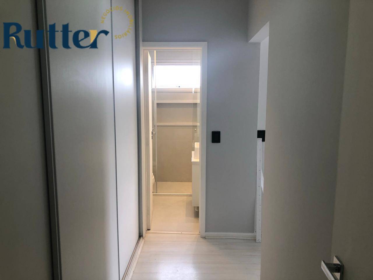 Apartamento para alugar com 3 quartos, 264m² - Foto 7